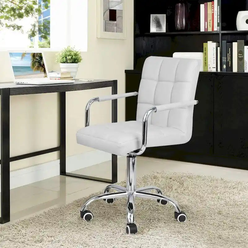 Chaises et bureaux de bureau réglables en hauteur