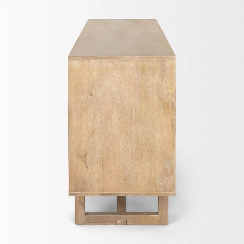 Buffet quatre portes en rotin et bois massif brun clair